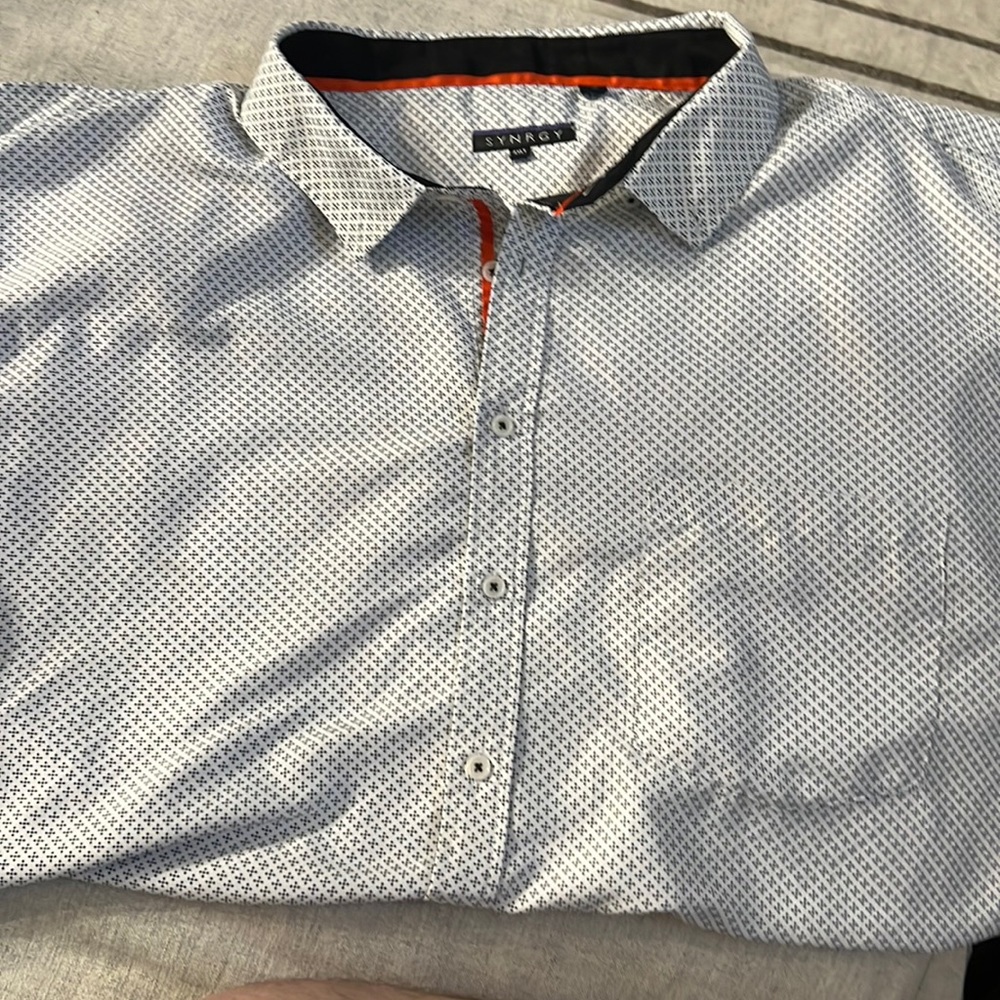 Synrgy short sleeve button up